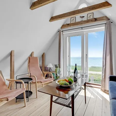 Semesterbostad 2 Bedroom Gorgeous In Dannemare